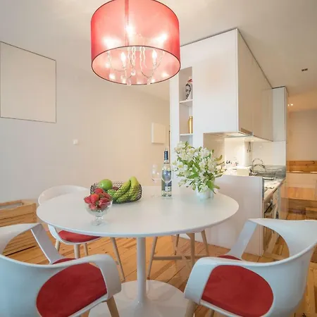 Apartment Elegant And Cozy Apartment Lisbon