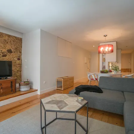 Elegant And Cozy Apartment Apartment